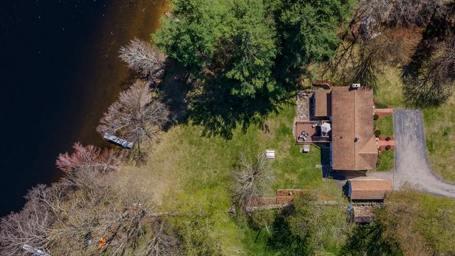 132 Paxton Rd, Spencer, MA 01562