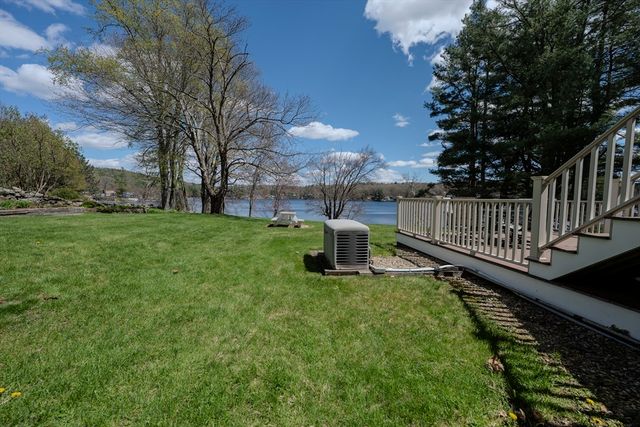 132 Paxton Rd, Spencer, MA 01562