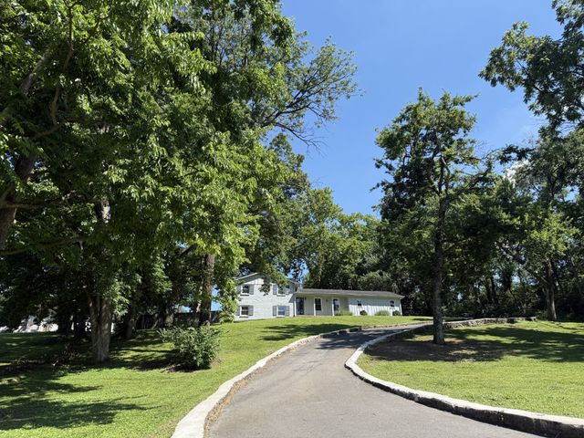 213 Rhine Dr, Madison, TN 37115