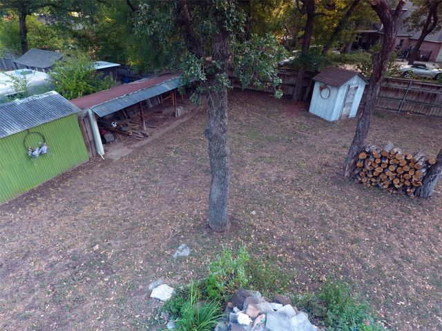 1800 Carl Street, Fort Worth, TX 76103