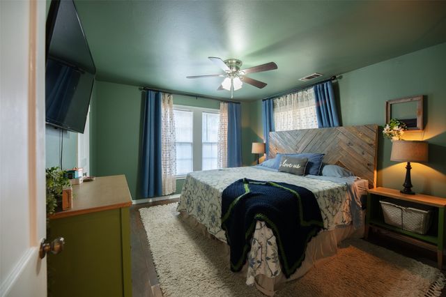 1800 Carl Street, Fort Worth, TX 76103