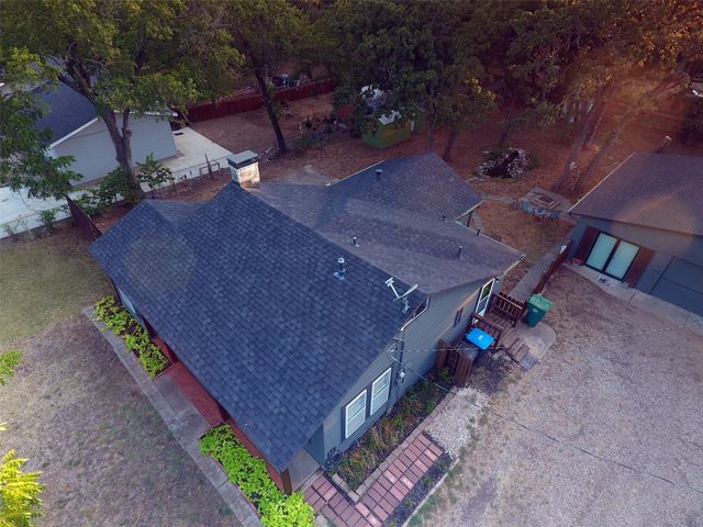 1800 Carl Street, Fort Worth, TX 76103