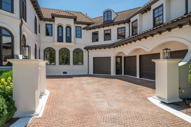 336 White Swans Xing, Brentwood, TN 37027