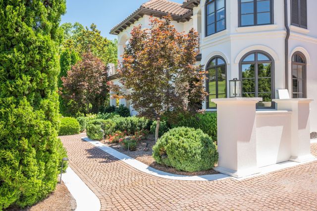 336 White Swans Xing, Brentwood, TN 37027