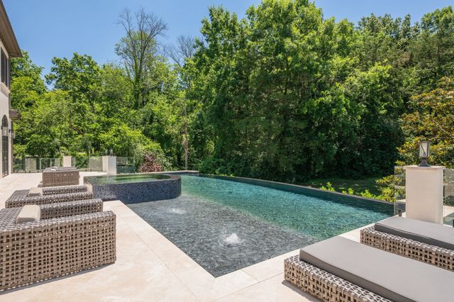 336 White Swans Xing, Brentwood, TN 37027