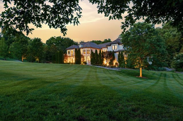 336 White Swans Xing, Brentwood, TN 37027