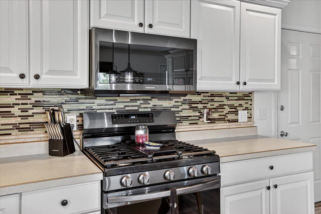 4683 Fieldstone Lane, Saginaw, MI 48603