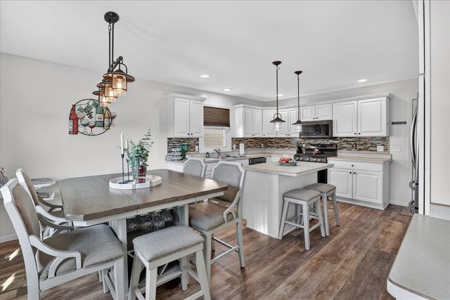 4683 Fieldstone Lane, Saginaw, MI 48603