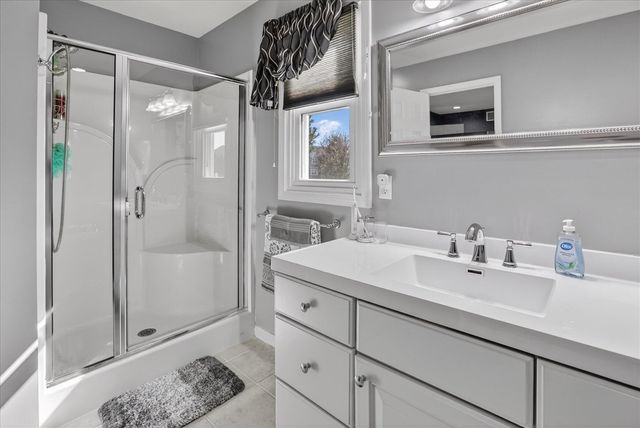 4683 Fieldstone Lane, Saginaw, MI 48603