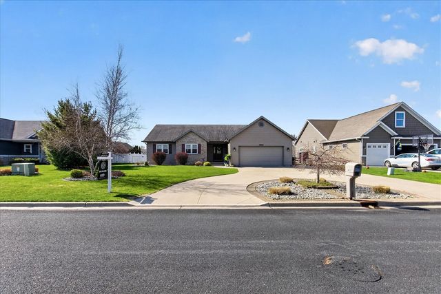 4683 Fieldstone Lane, Saginaw, MI 48603