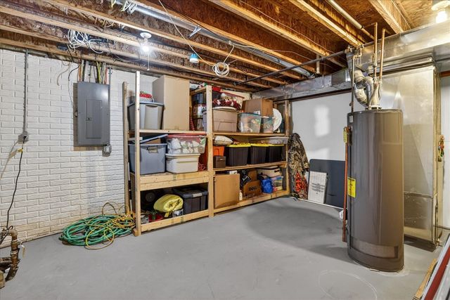 4683 Fieldstone Lane, Saginaw, MI 48603