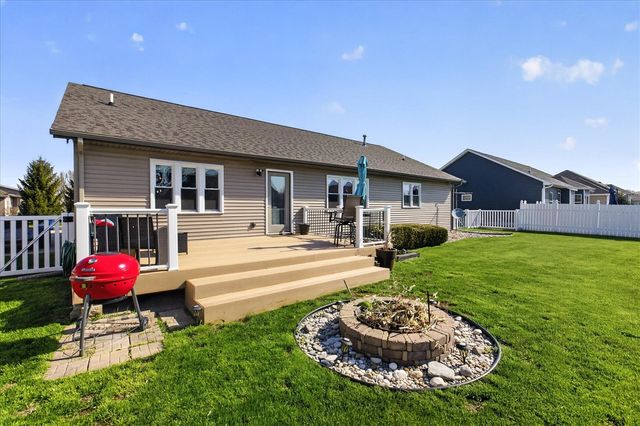 4683 Fieldstone Lane, Saginaw, MI 48603