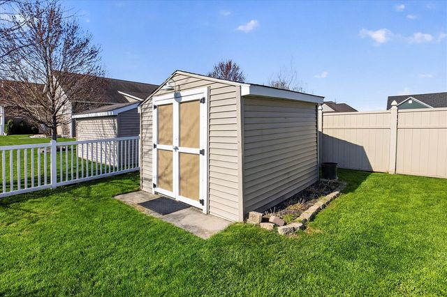 4683 Fieldstone Lane, Saginaw, MI 48603