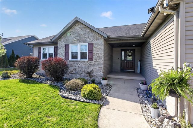 4683 Fieldstone Lane, Saginaw, MI 48603