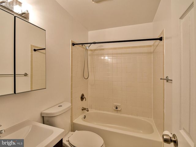 1319 BELMONT ST NW, Washington, DC 20009