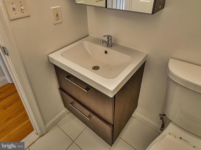 1319 BELMONT ST NW, Washington, DC 20009