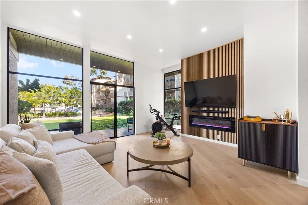 8103 N Marina Pacifica Drive N, Long Beach, CA 90803 — photo 4