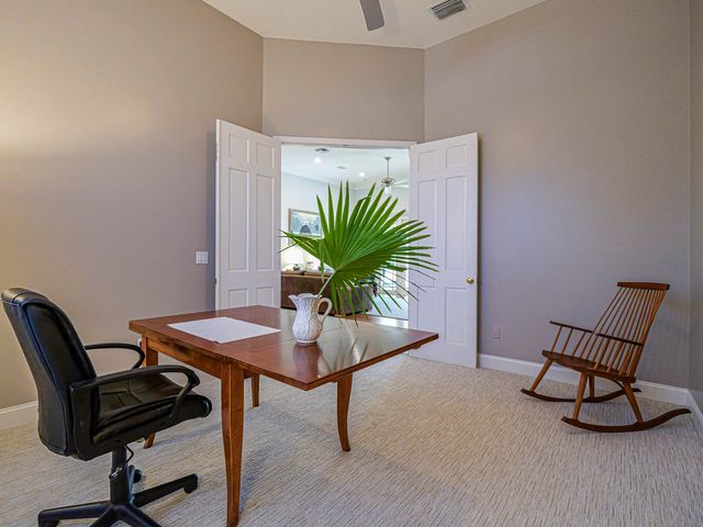 1621 W Sandpointe Place, Vero Beach, FL 32963