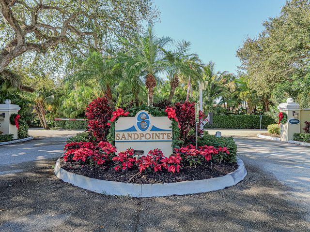 1621 W Sandpointe Place, Vero Beach, FL 32963