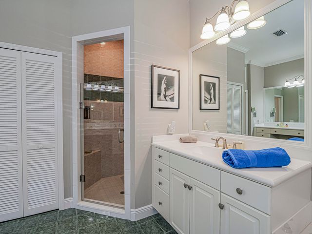 1621 W Sandpointe Place, Vero Beach, FL 32963