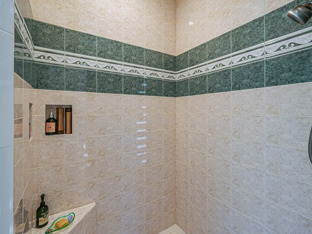 1621 W Sandpointe Place, Vero Beach, FL 32963