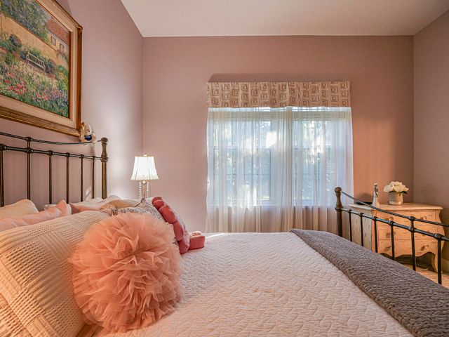 1621 W Sandpointe Place, Vero Beach, FL 32963