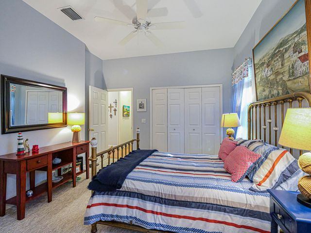 1621 W Sandpointe Place, Vero Beach, FL 32963