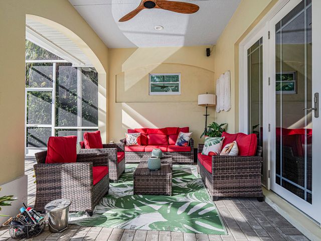 1621 W Sandpointe Place, Vero Beach, FL 32963