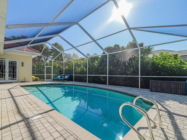 1621 W Sandpointe Place, Vero Beach, FL 32963
