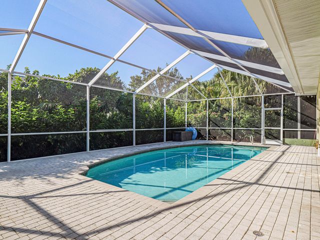 1621 W Sandpointe Place, Vero Beach, FL 32963