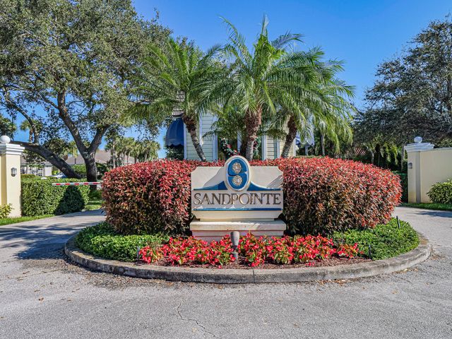 1621 W Sandpointe Place, Vero Beach, FL 32963