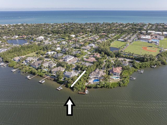 1621 W Sandpointe Place, Vero Beach, FL 32963