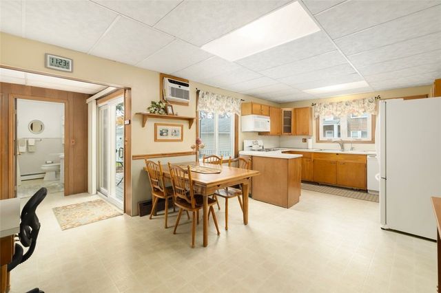 210 Crescent Avenue, Cranston, RI 02910