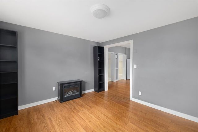 210 Crescent Avenue, Cranston, RI 02910