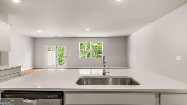 202 Sound Circle, Stockbridge, GA 30281