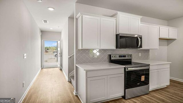 202 Sound Circle, Stockbridge, GA 30281
