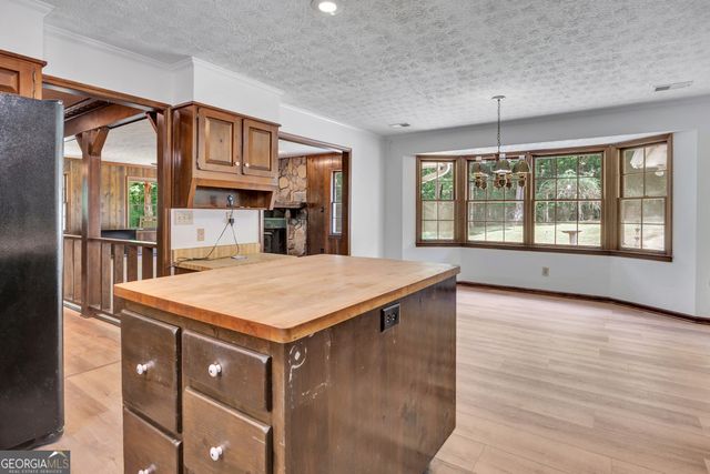 1806 Ga Highway 142, Shady Dale, GA 31085