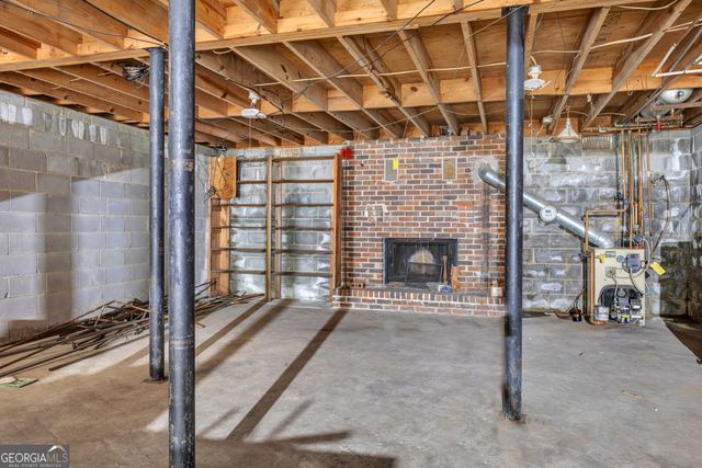 1806 Ga Highway 142, Shady Dale, GA 31085