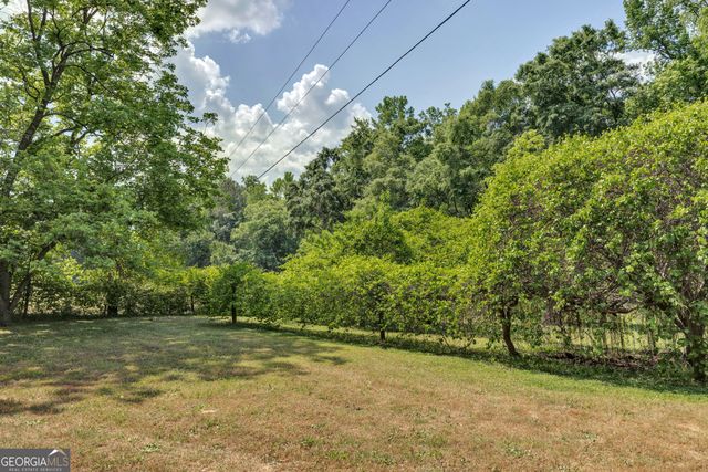 1806 Ga Highway 142, Shady Dale, GA 31085