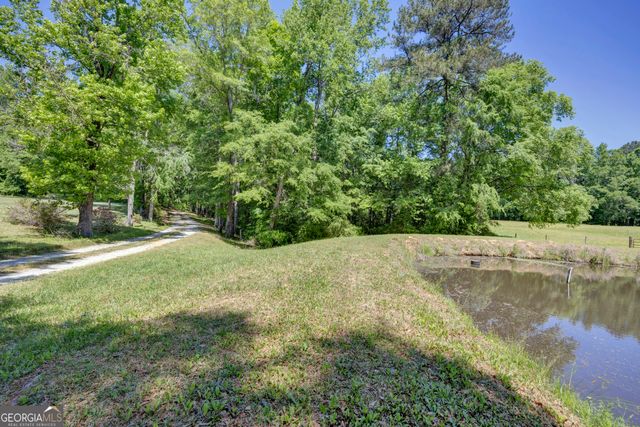 1806 Ga Highway 142, Shady Dale, GA 31085
