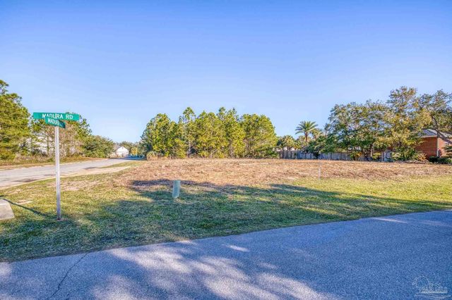 4162 Madura Rd, Gulf Breeze, FL 32563