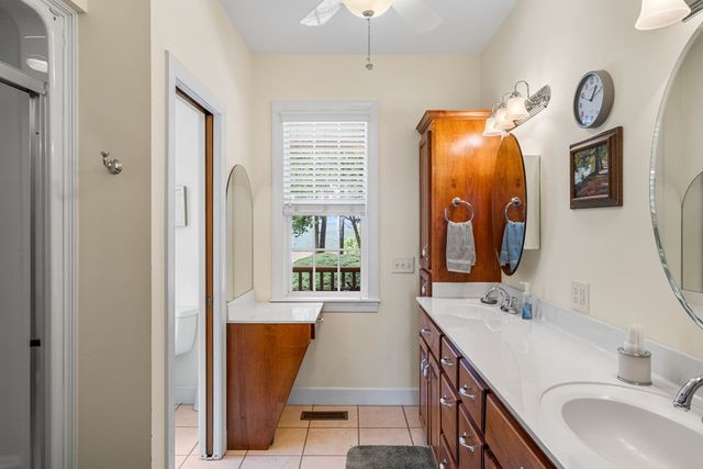 194 Lakeview Drive, Hayesville, NC 28904