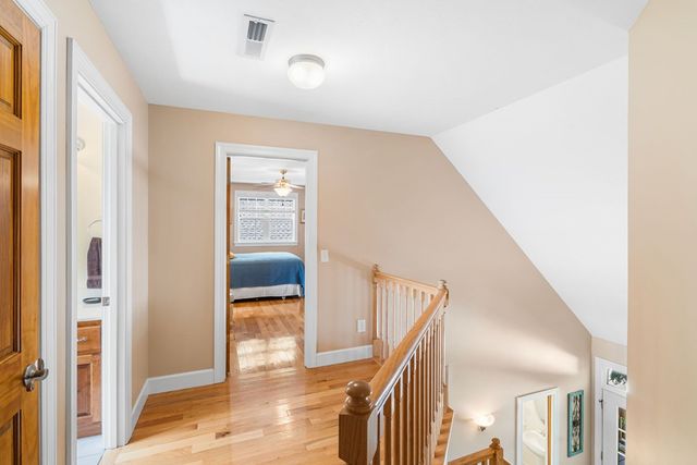 194 Lakeview Drive, Hayesville, NC 28904