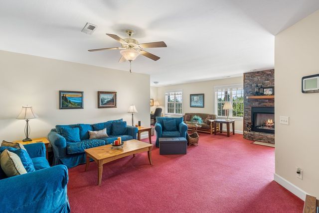 194 Lakeview Drive, Hayesville, NC 28904