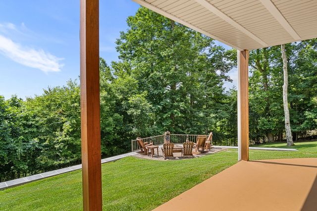 194 Lakeview Drive, Hayesville, NC 28904