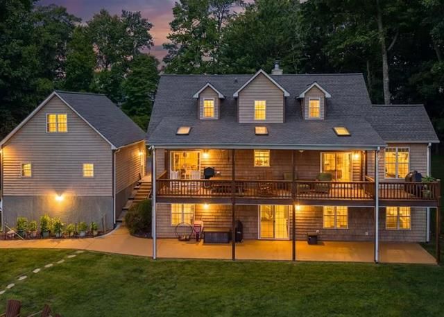 194 Lakeview Drive, Hayesville, NC 28904