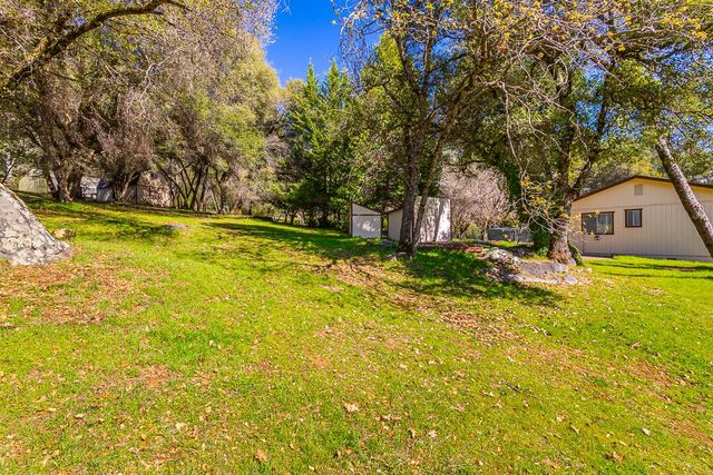6233 Silver Ridge Ln, Placerville, CA 95667