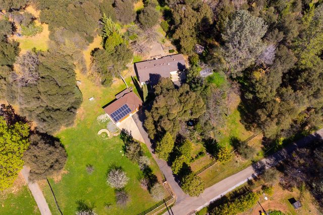 6233 Silver Ridge Ln, Placerville, CA 95667