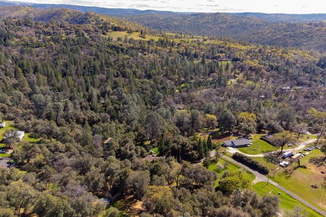 6233 Silver Ridge Ln, Placerville, CA 95667