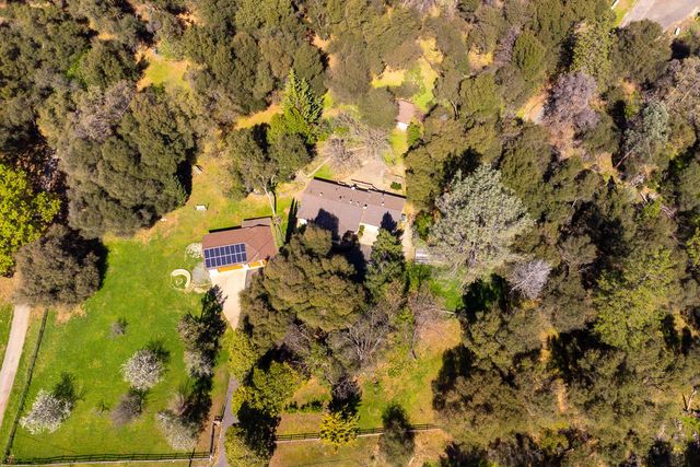 6233 Silver Ridge Ln, Placerville, CA 95667